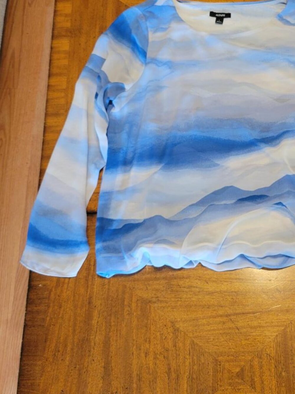 Alfani Blue & White Waved Pattern Blouse - Picture 2 of 10